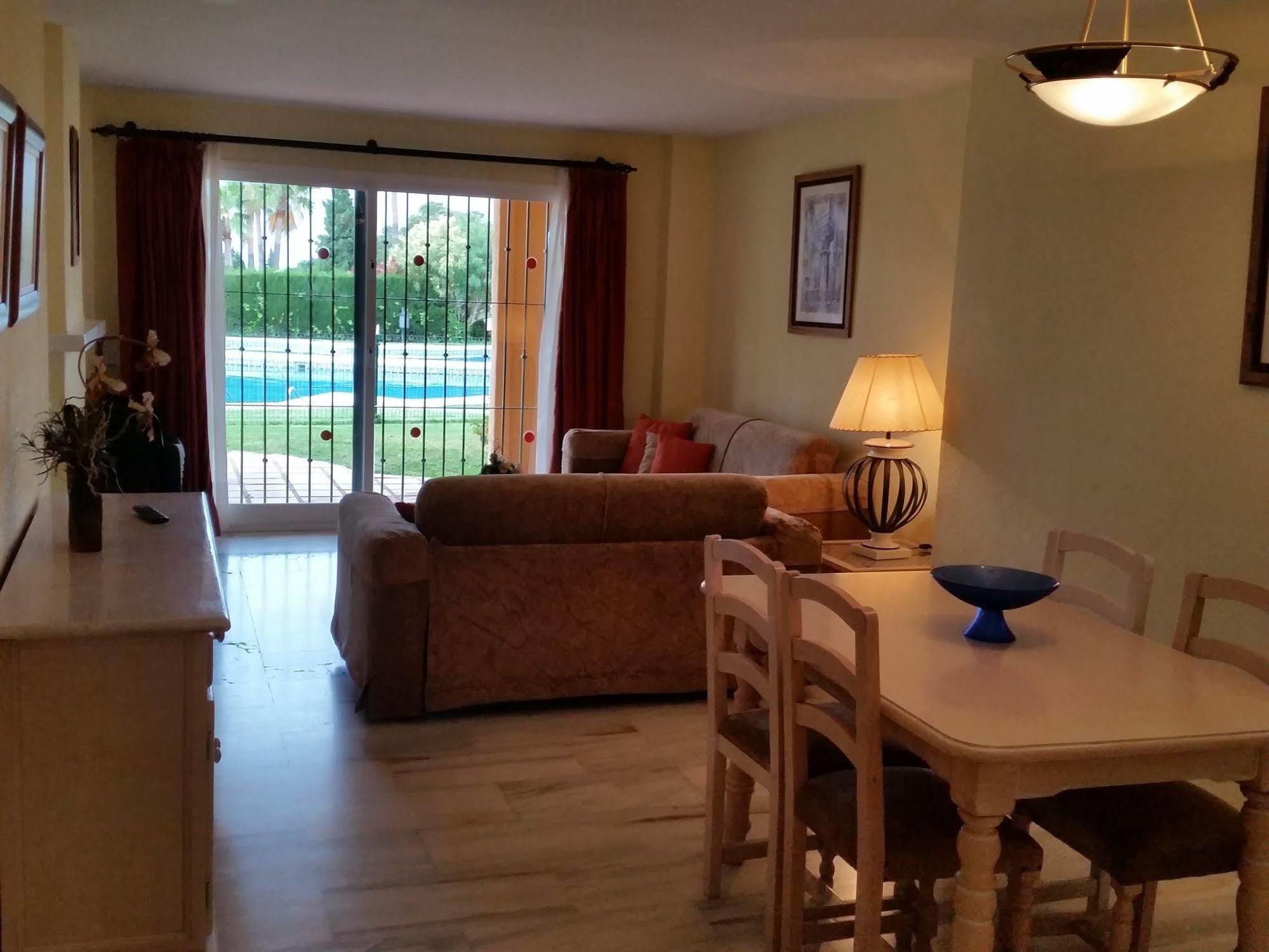 Apartamentos El Porton La Cala De Mijas Εξωτερικό φωτογραφία