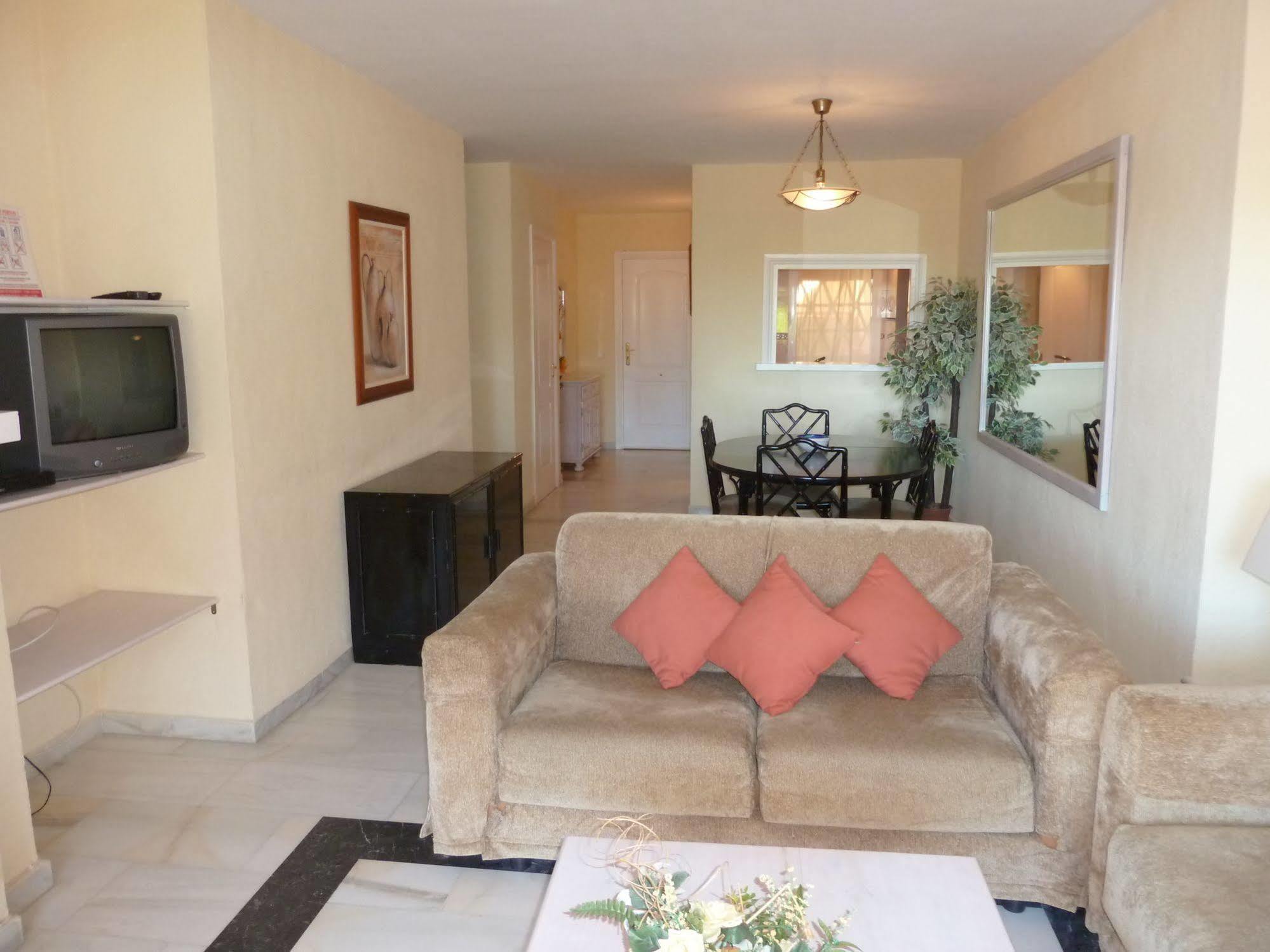 Apartamentos El Porton La Cala De Mijas Εξωτερικό φωτογραφία
