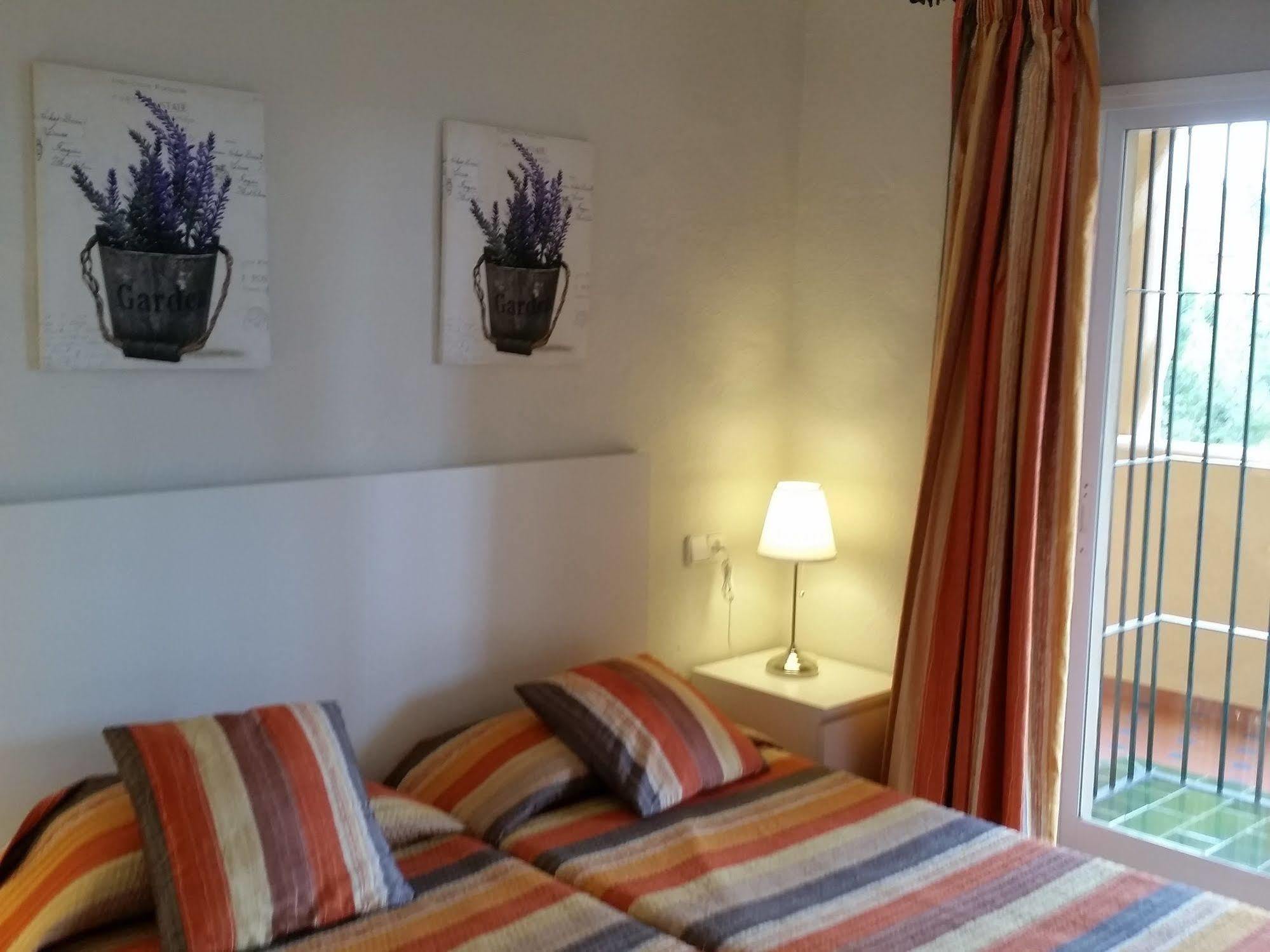 Apartamentos El Porton La Cala De Mijas Εξωτερικό φωτογραφία