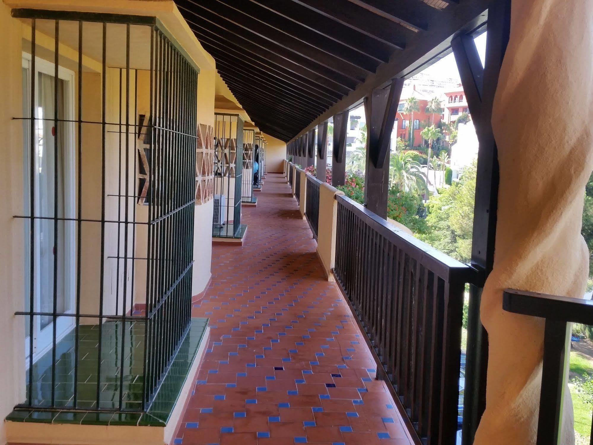 Apartamentos El Porton La Cala De Mijas Εξωτερικό φωτογραφία